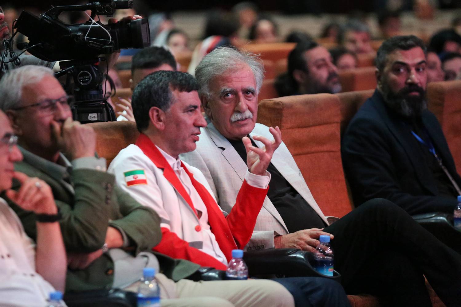 شب تقدیر از امدادگران هلال احمر