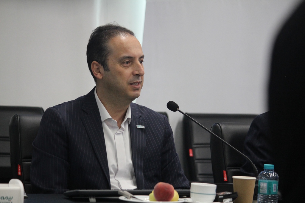 دیدار با مدیران شرکت بیمه دی