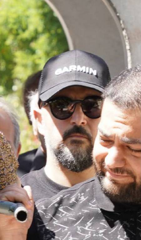 مراسم خاکسپاری زنده یاد «محمد موفق»