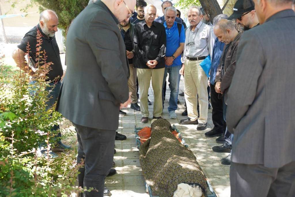 مراسم خاکسپاری زنده یاد «محمد موفق»