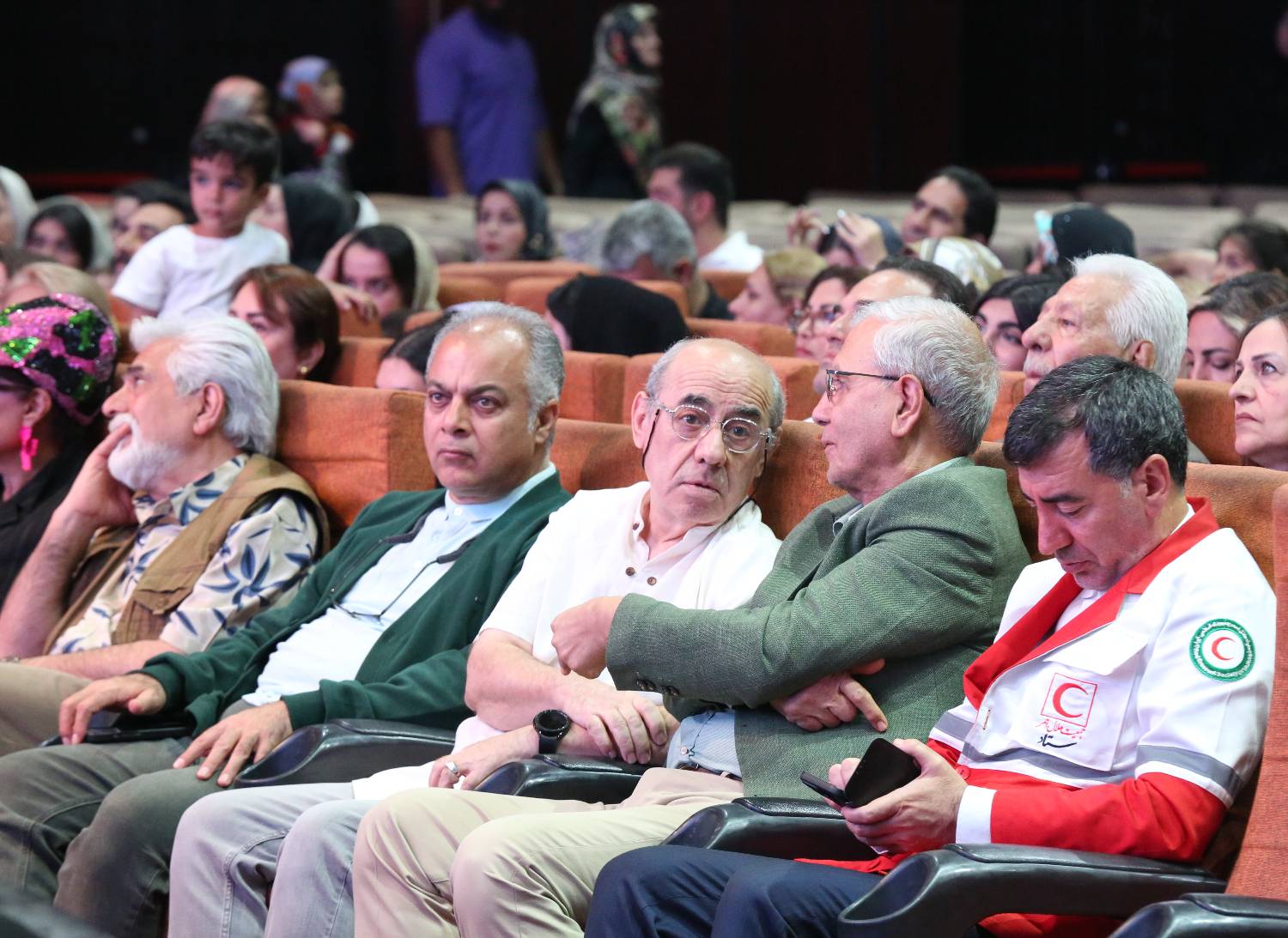 شب تقدیر از امدادگران هلال احمر